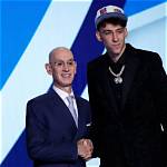 Uncovering the Height of Adam Silver: How Tall Is He in Feet?