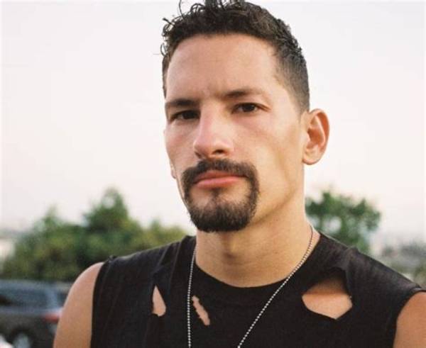 Unlocking the Enchanting World of Mauricio Montaner: Melodies, Moments, and More