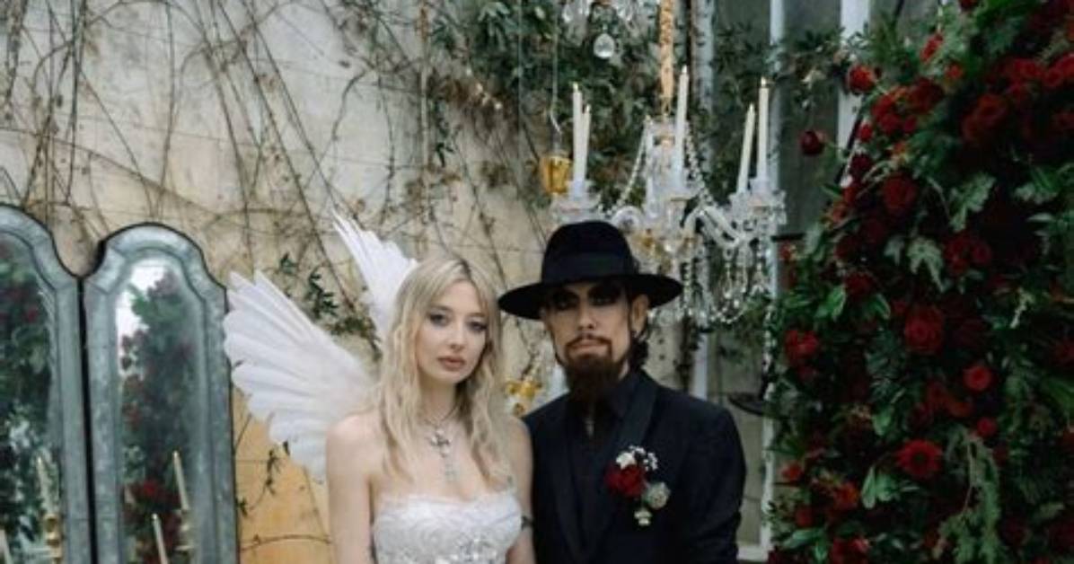 Unveiling Dave Navarro's Romantic Journey: Discoveries and Revelations