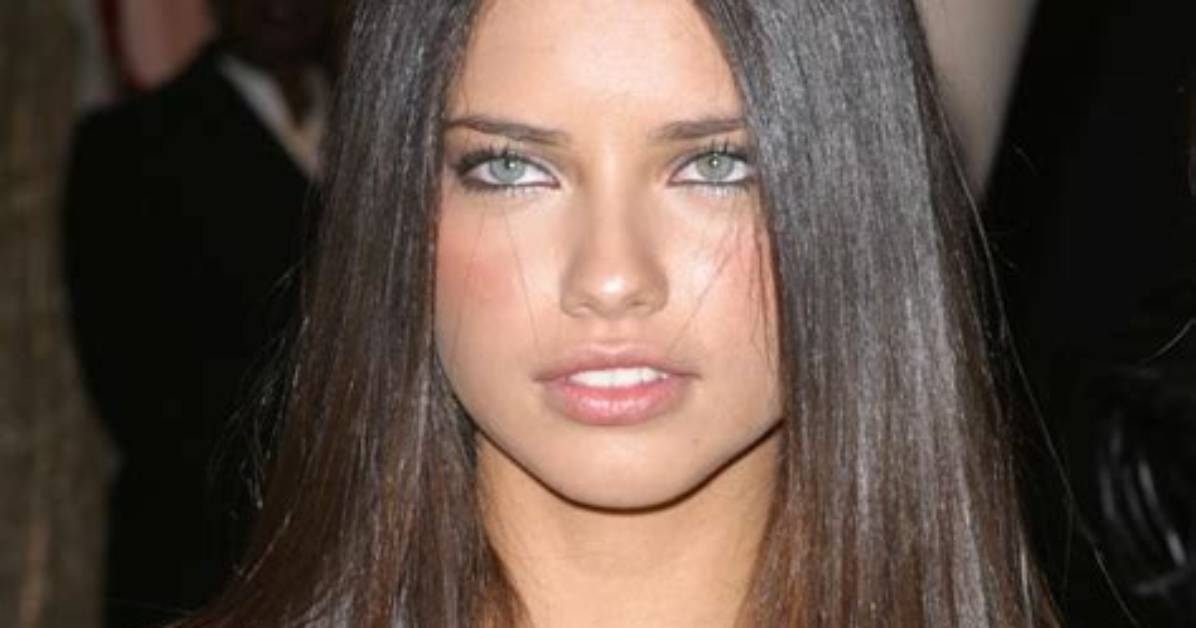 Unveiling the Adriana Lima Top Fall: a Fashion Phenomenon