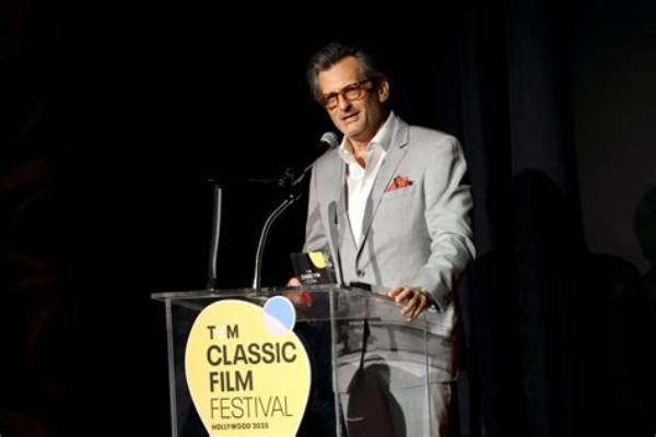 Unveiling the Age of Ben Mankiewicz: Insights and Discoveries