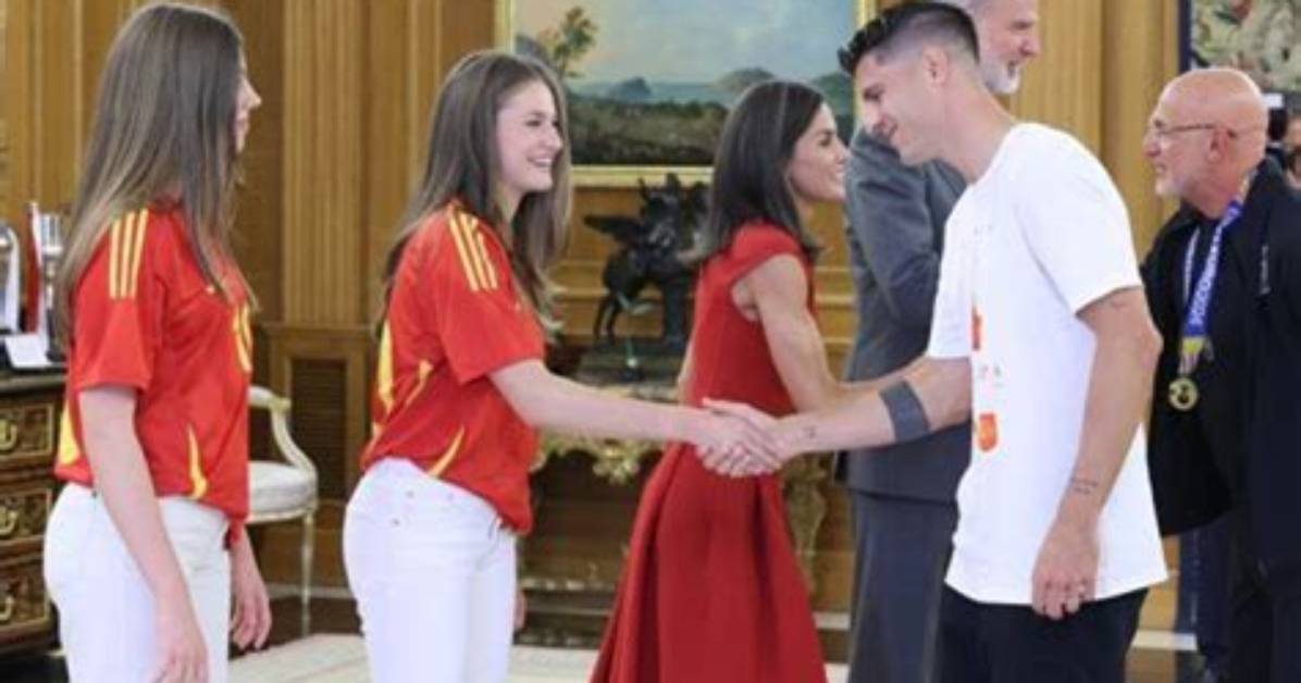 Unveiling the Charisma of Princesse Leonor Gavi