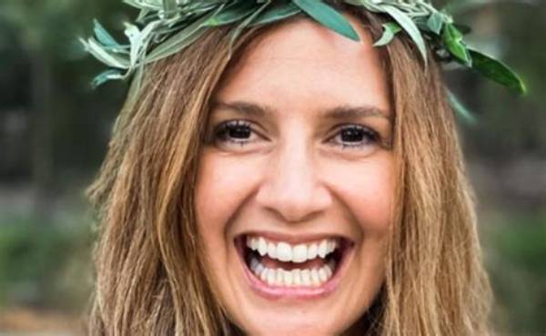 Unveiling the Enchanting World of Marianna Proestou