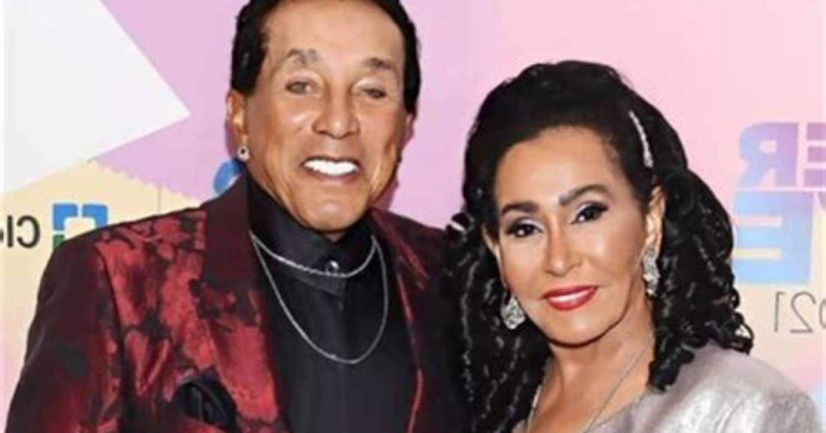 Unveiling the Extraordinary World of the "Smokey Manaloto Wife"