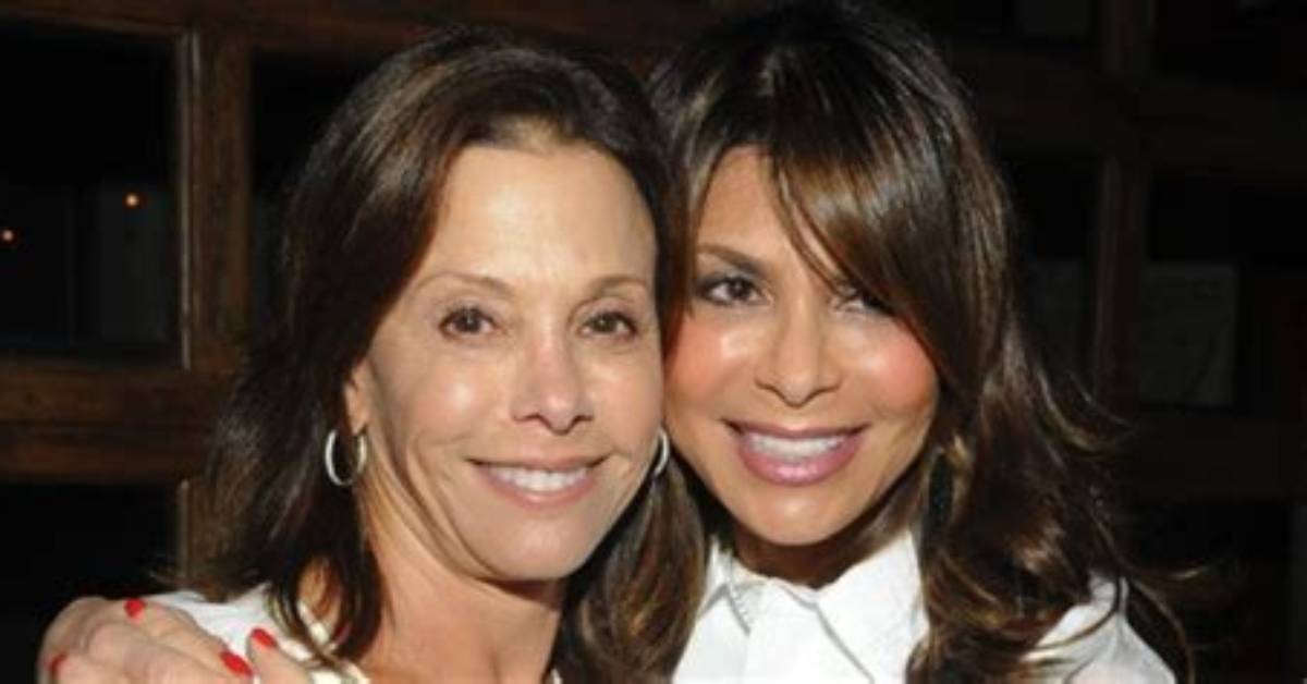 Unveiling the Family Life of Paula Abdul: Does She Have Children?