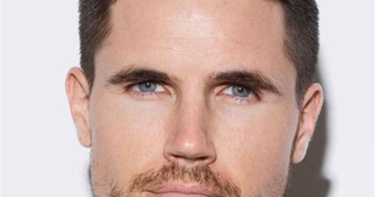 Unveiling the Impact of Robbie Amell in Arrow