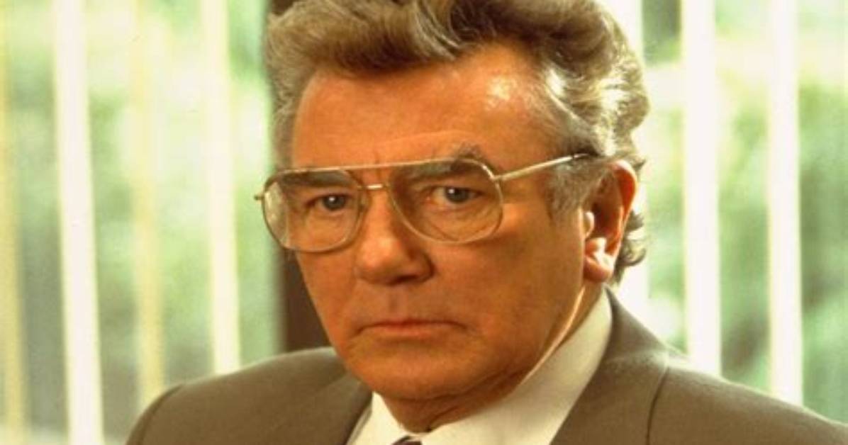 Unveiling the Intriguing Height of Albert Finney: Insights and Discoveries