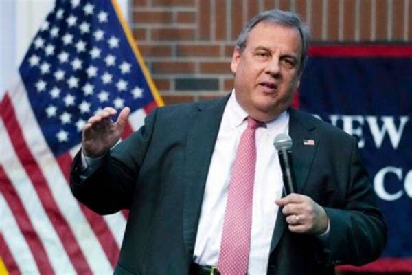 Unveiling the Intriguing Truth Behind Chris Christie's Height