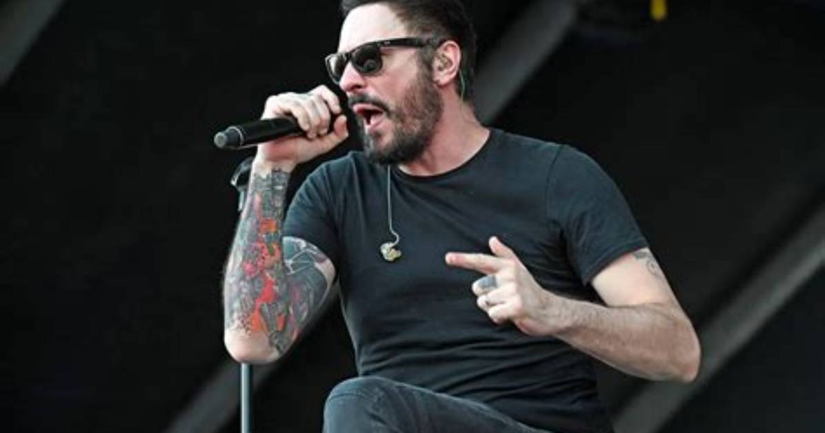 Unveiling the Lead Singer of Breaking Benjamin: Discoveries and Insights