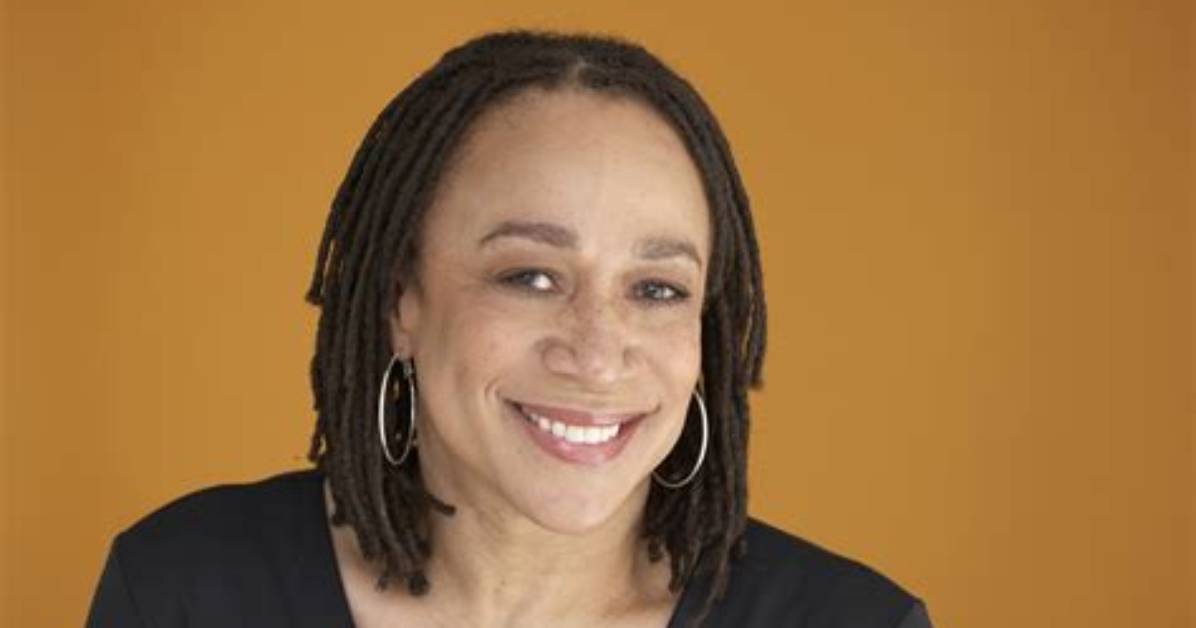 Unveiling the Personal Life of Epatha Merkerson: Marriage, Family, and Beyond