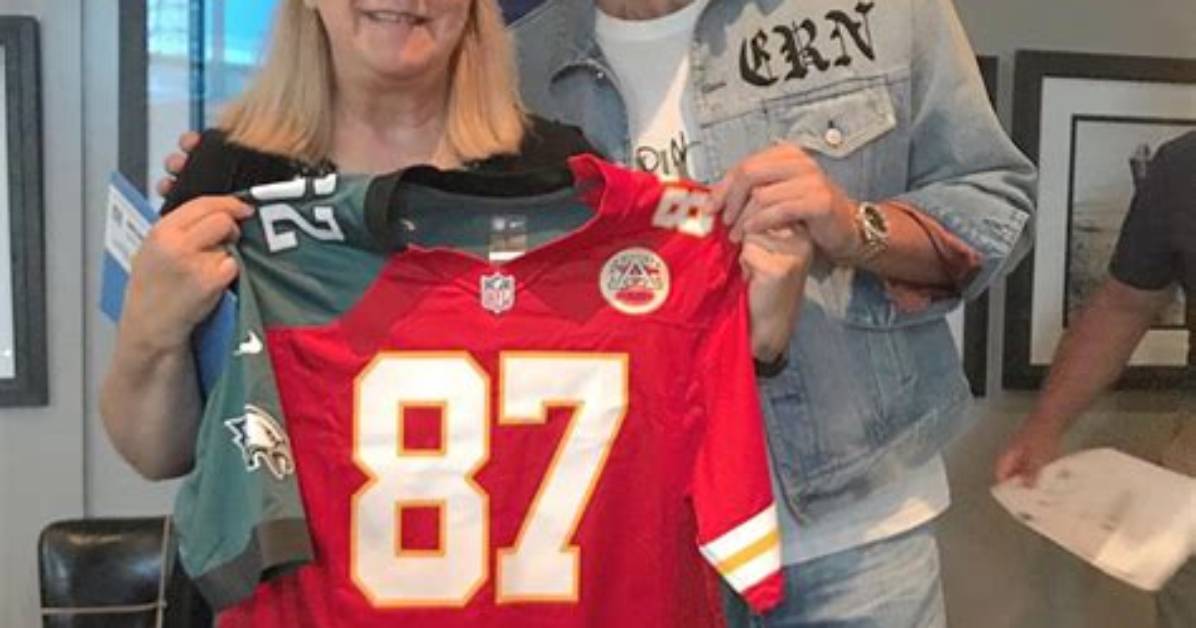 Unveiling the Towering Presence of Travis Kelce: Exploring His Height