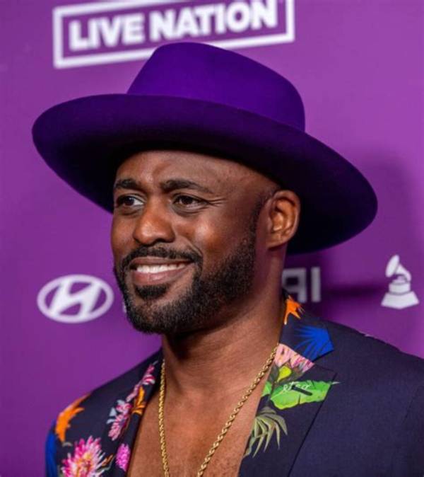 Unveiling Wayne Brady's Net Worth: Secrets of Wealth Revealed