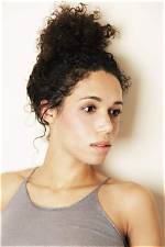 Vinette Robinson Height, Weight, Net Worth, Age, Birthday, Wikipedia, Who, Nationality, Biography
