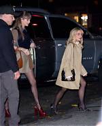 What Is the Height of Sabrina Carpenter, Unveiled