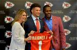 Who Are Patrick Mahomess Parents? Patrick Mahomes Biography, Parents Name, Nationality and More