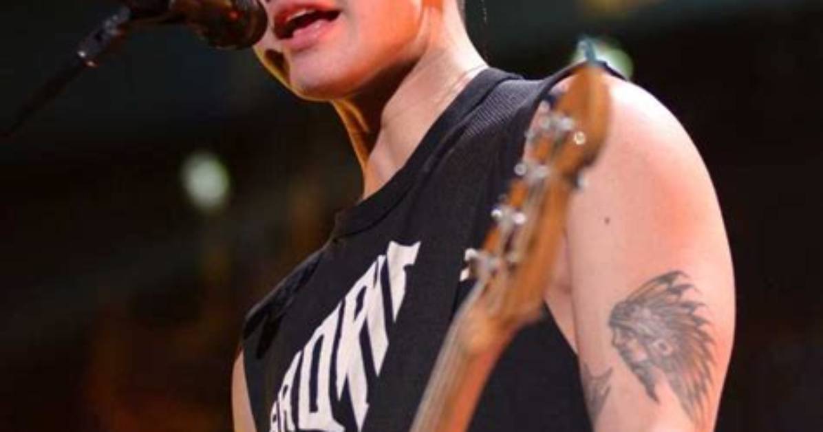 Who Is Calum Hood? Age, Tattoo, Girlfriend, Net Worth, Biography