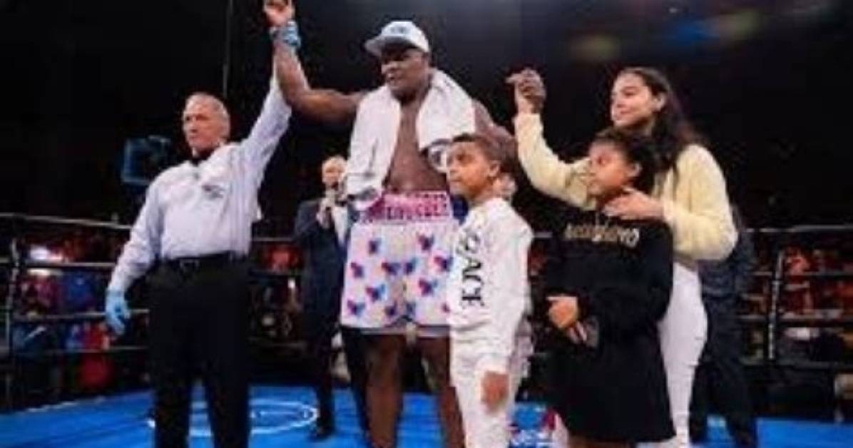 Who Is Lisdey Ortiz? Luis Ortiz Boxer Wife and Children in the Family
