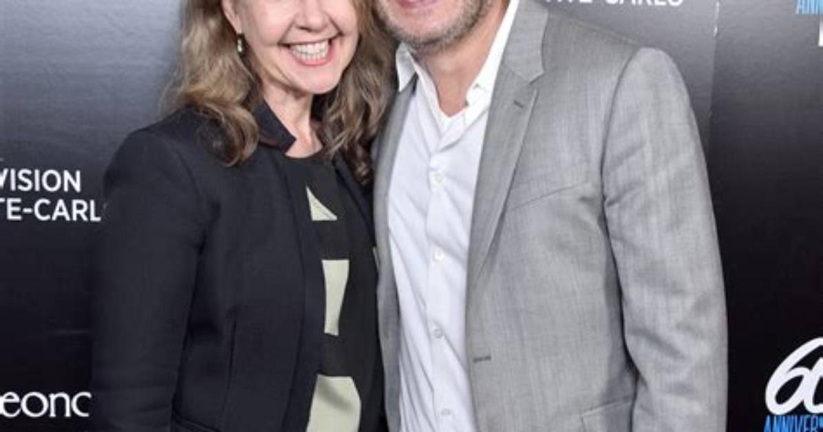 Who Is Phil Rosenthal Married to? Know Phil Rosenthal Net Worth, Age, Biography, and More