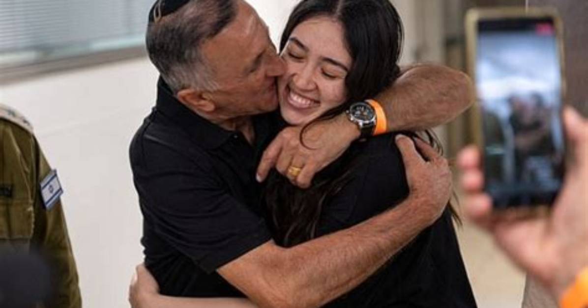 Who's Noa Argaman's Boyfriend? Everything We Know