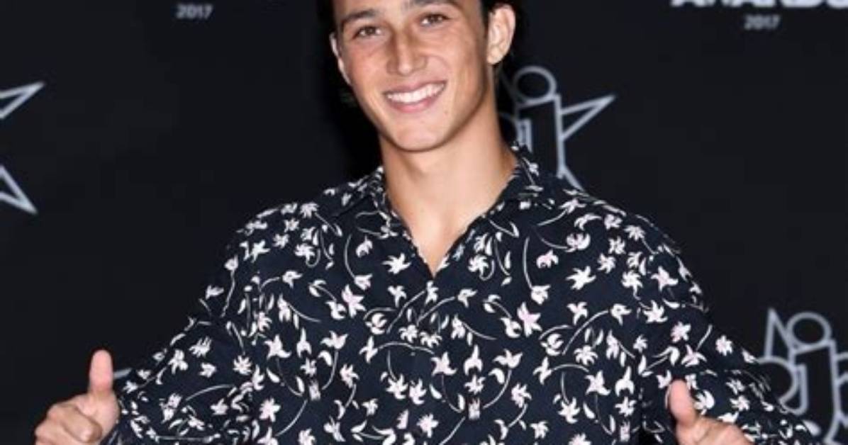 Zak Santiago Height, Weight, Net Worth, Age, Birthday, Wikipedia, Who, Instagram, Biography